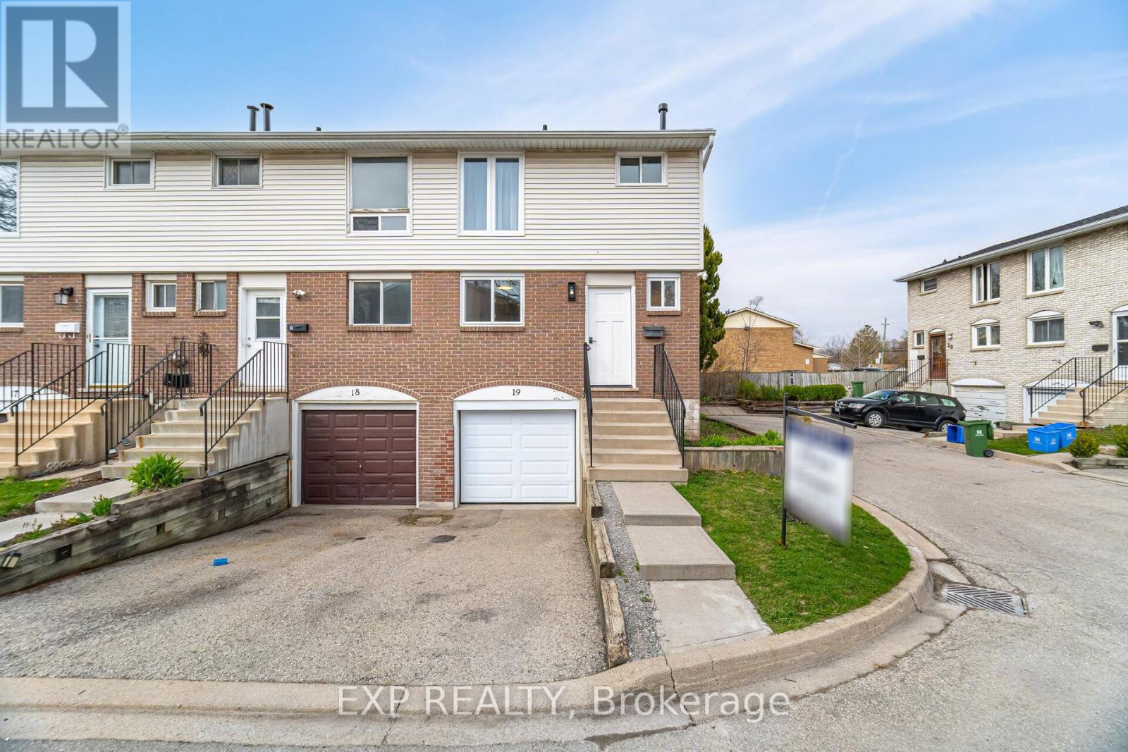 Townhouse at 19 - 120 QUIGLEY ROAD, Hamilton