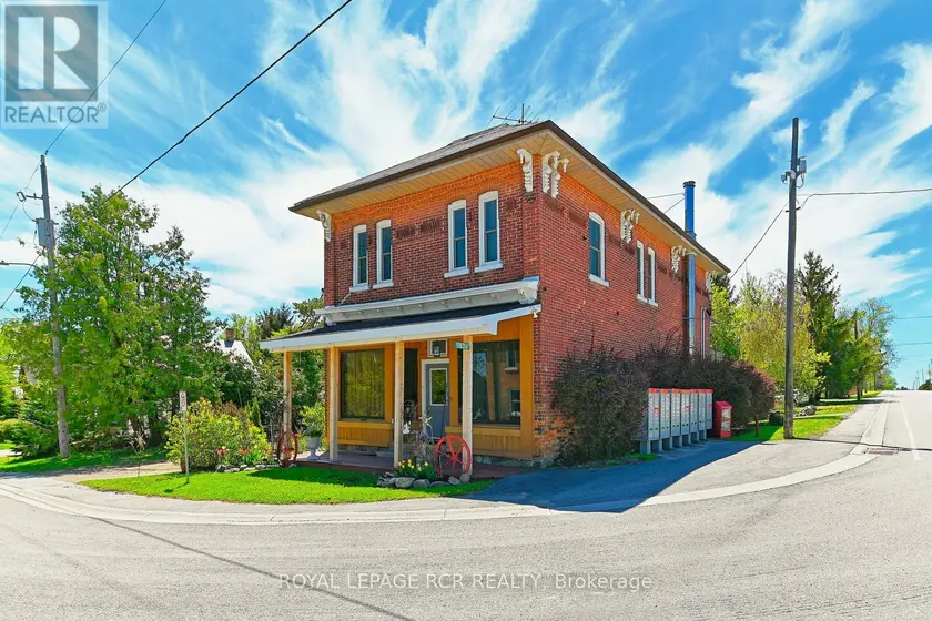 Detached at 598304 SECOND LINE W, Mulmur