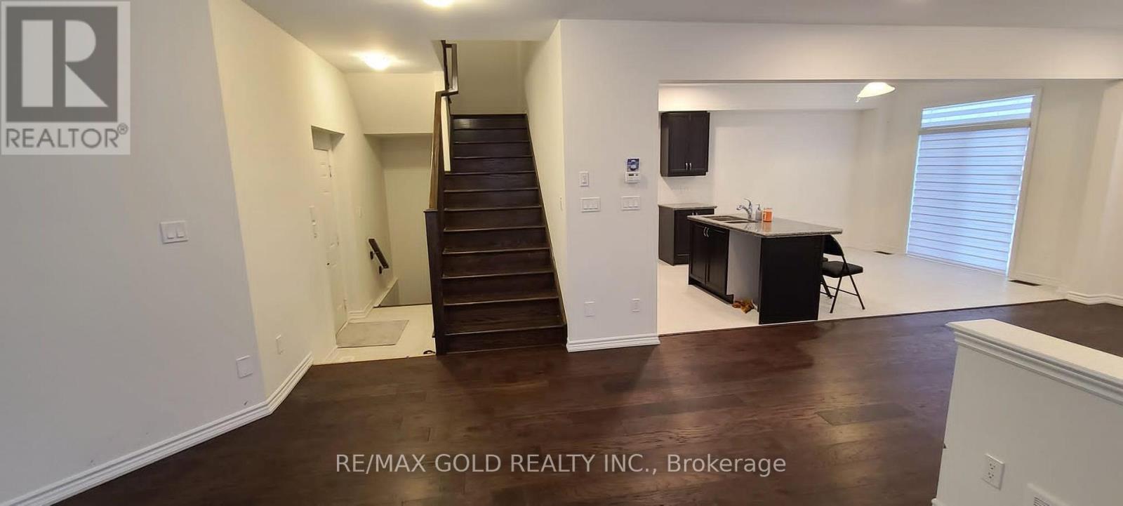 Detached at 19 MORIARITY DRIVE, Brant