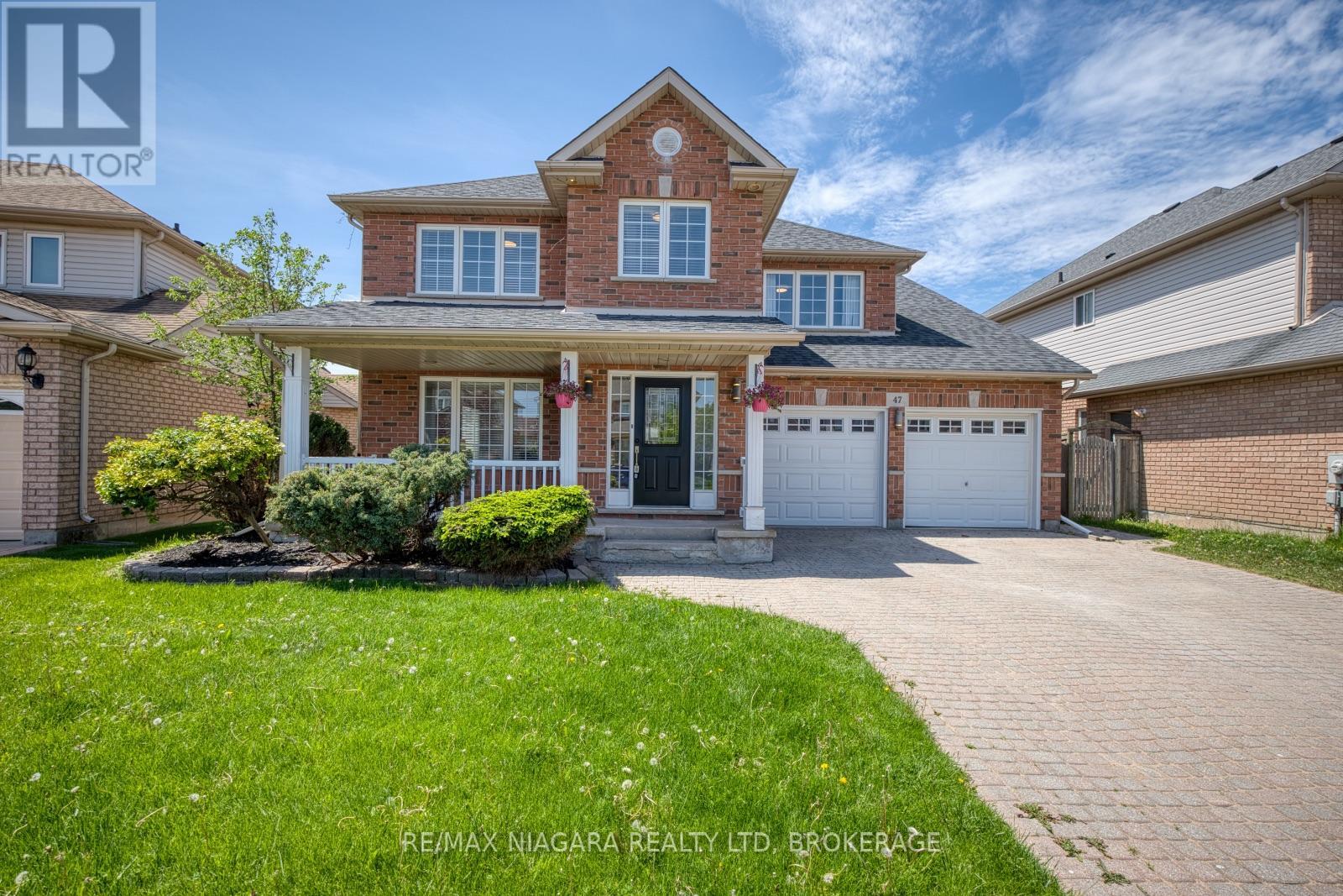 Detached at 47 HONEY LOCUST CIRCLE, Thorold (Confederation Heights)