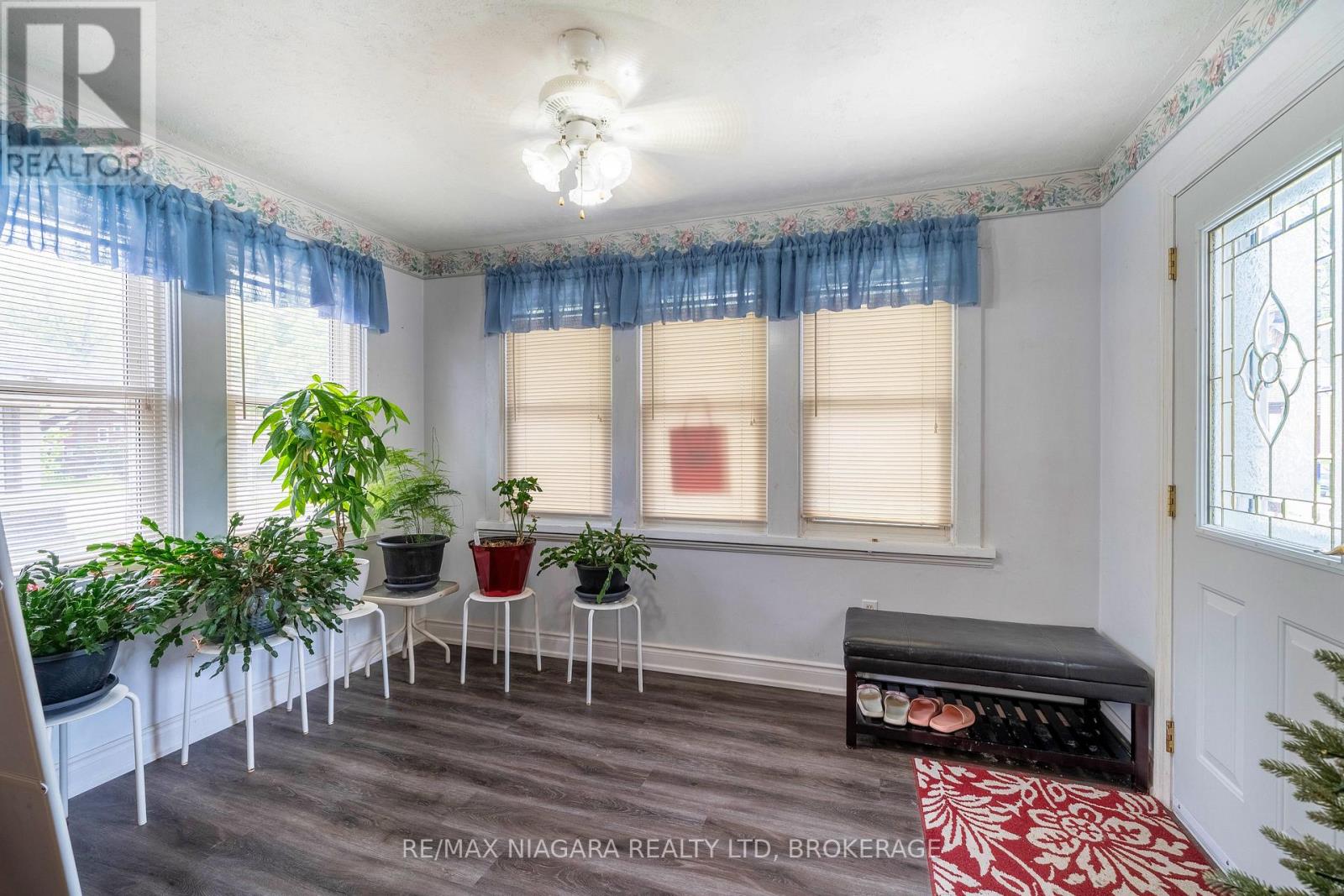 Detached at 6238 PINE GROVE AVENUE, Niagara Falls