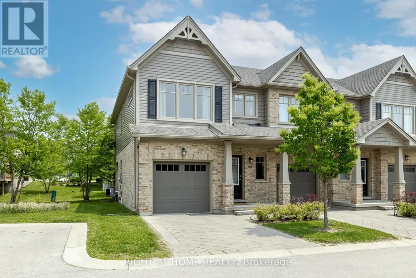 Townhouse at 99 - 1924 CEDARHOLLOW BOULEVARD, London