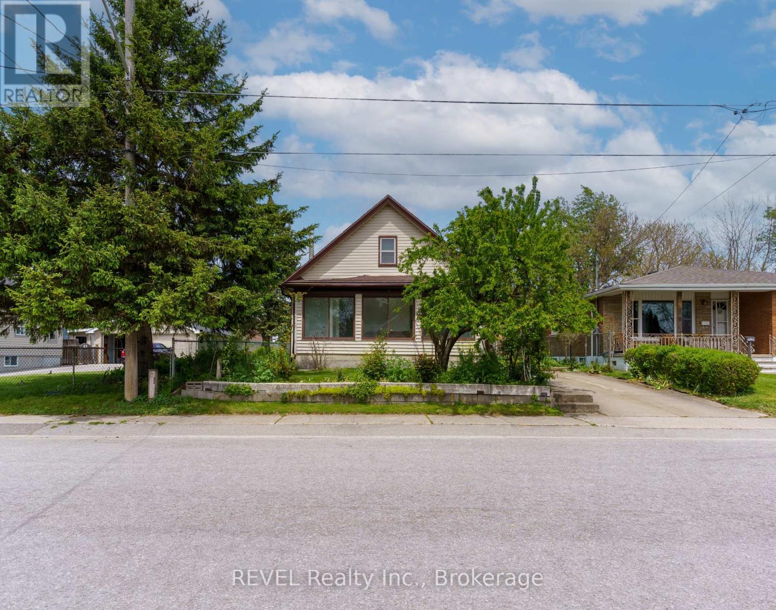 Detached at 6401 TAYLOR STREET, Niagara Falls (Dorchester)