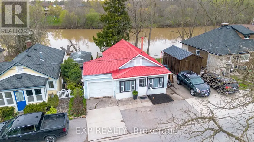 Detached at 68 RIVERSIDE DRIVE, Welland