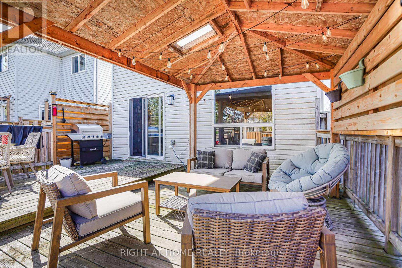 Detached at 224 HILLTOP DRIVE, North Dumfries