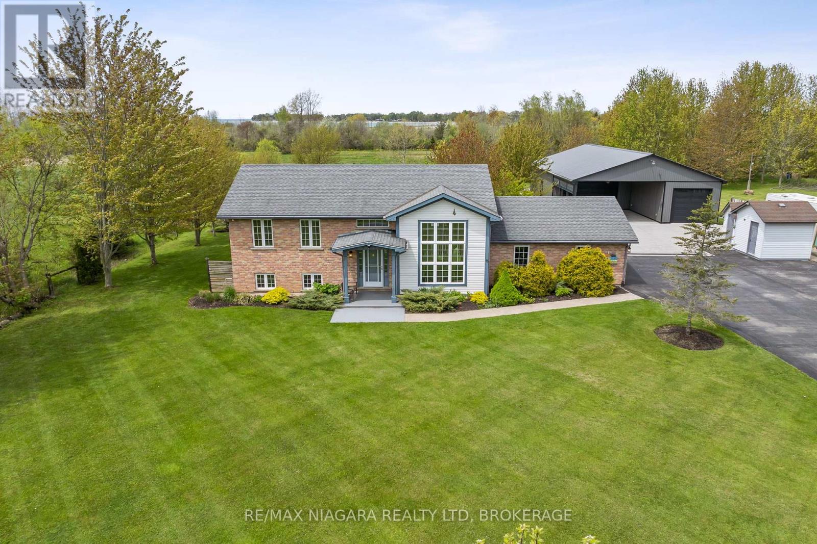 Detached at 11660 BELLEVIEW BEACH ROAD, Wainfleet