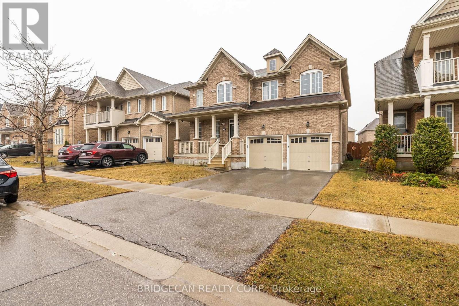 Detached at 20 GILLESPIE DRIVE, Brantford
