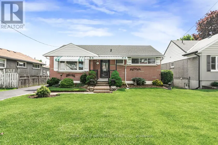 Detached at 435 EAST 36TH STREET, Hamilton (Macassa)
