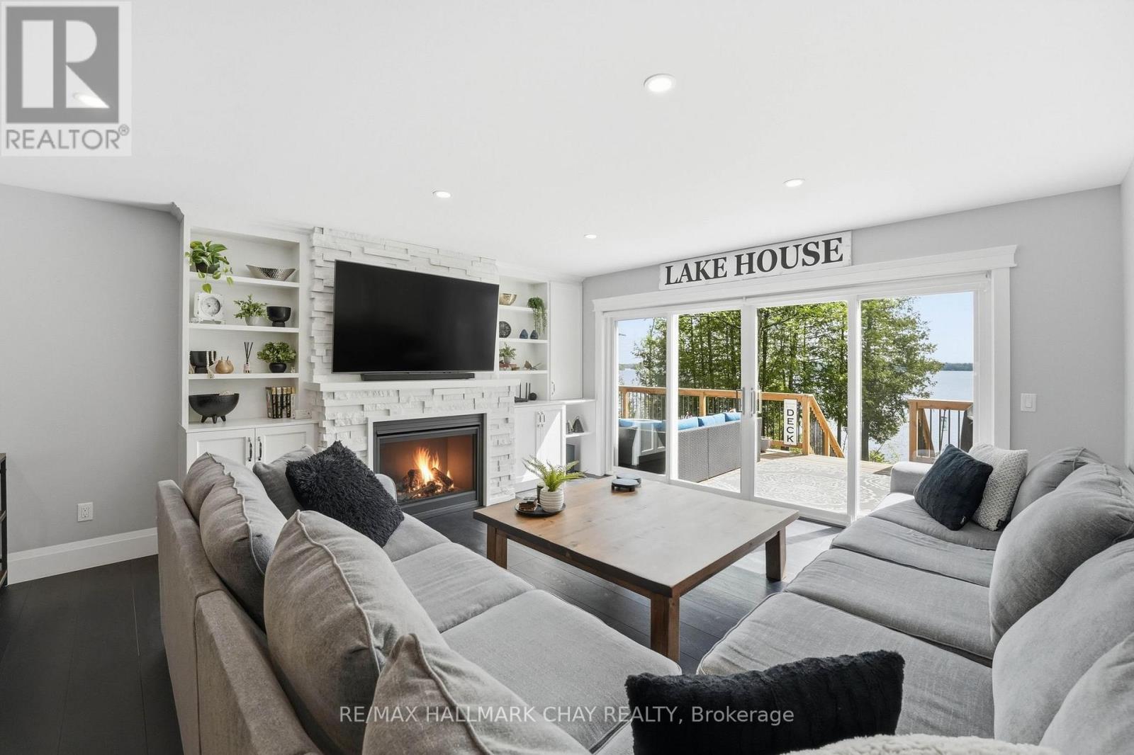 Detached at 18 BAKER BOULEVARD, Kawartha Lakes