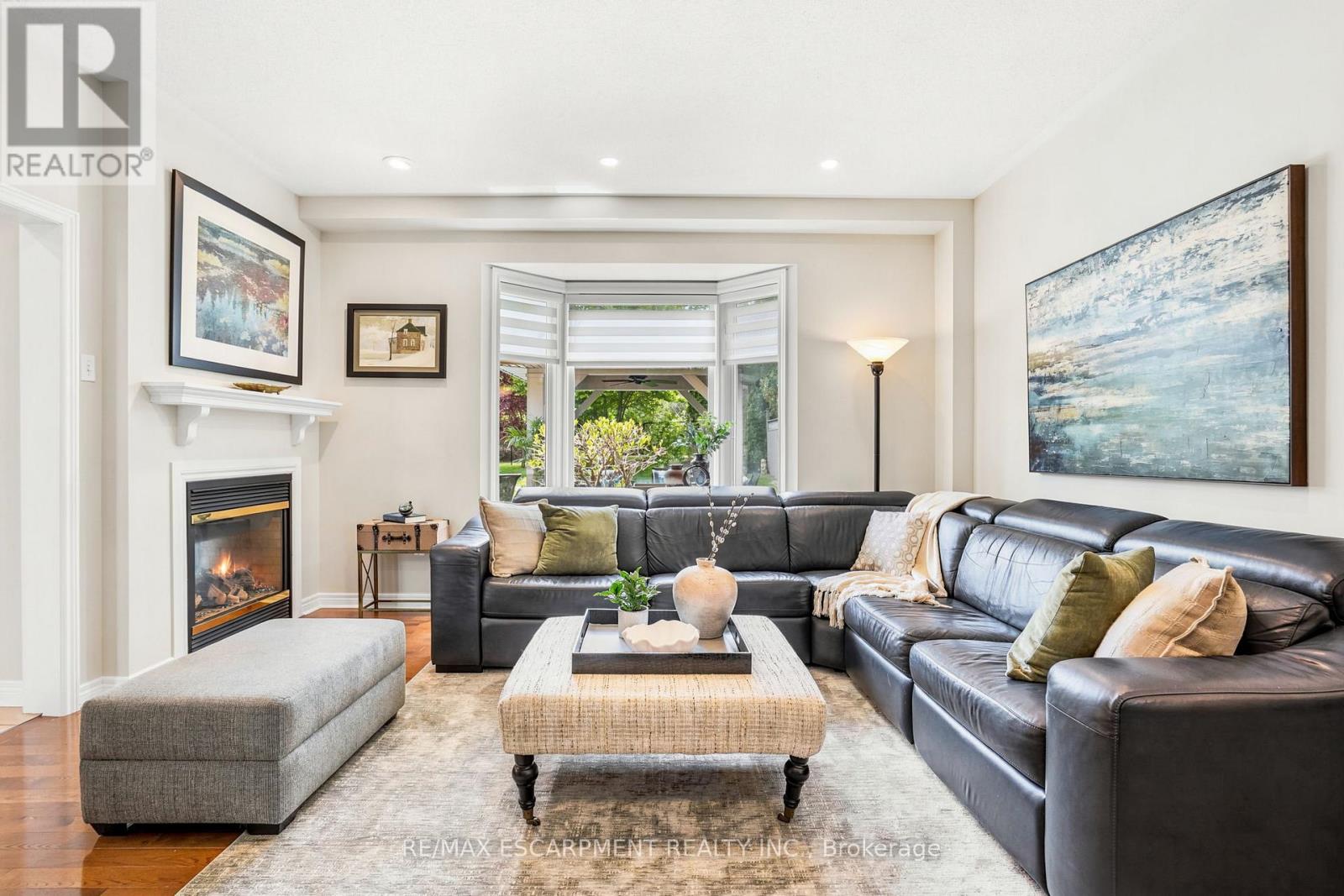 Detached at 156 VALMONT STREET, Hamilton