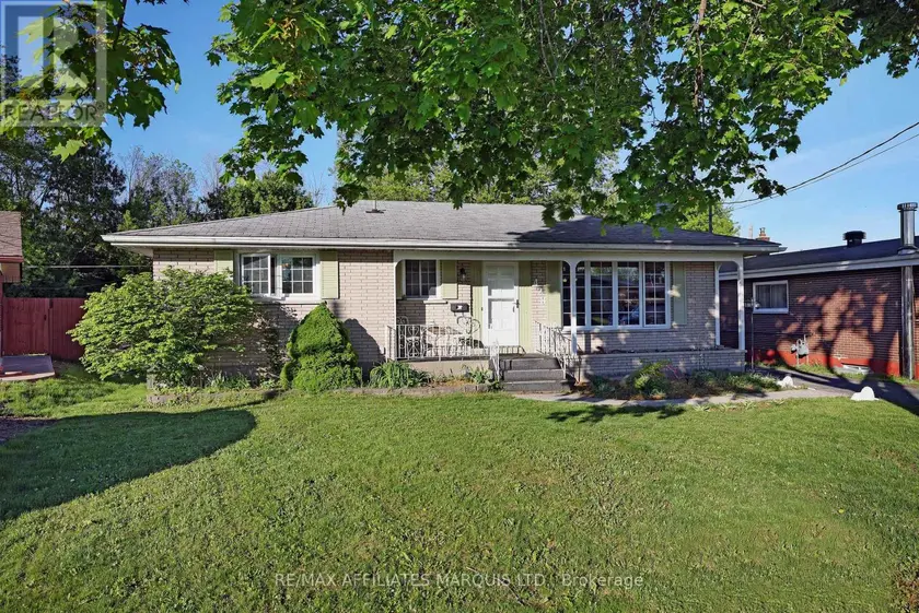 Detached at 428 BELLEVUE CRESCENT, Cornwall