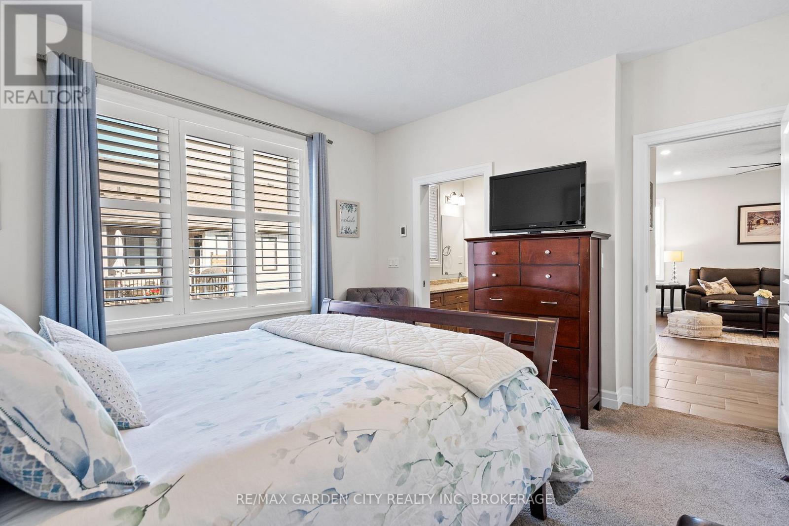 Townhouse at 54 BORDEN TRAIL, Welland