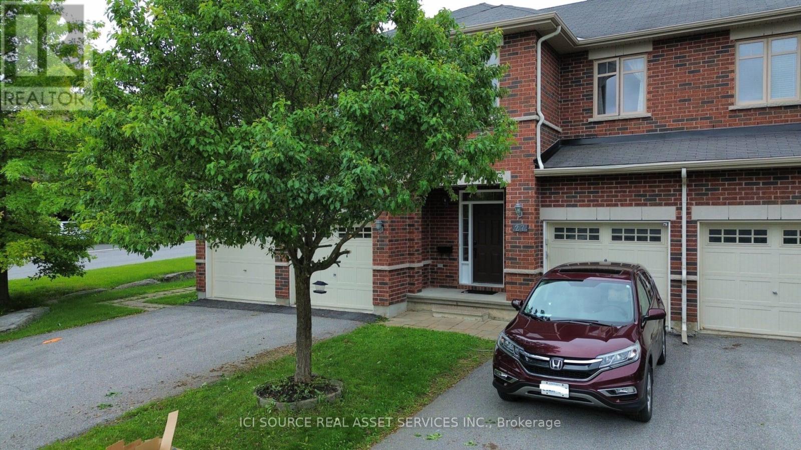 Townhouse at 27 TORBEC AVENUE, Ottawa