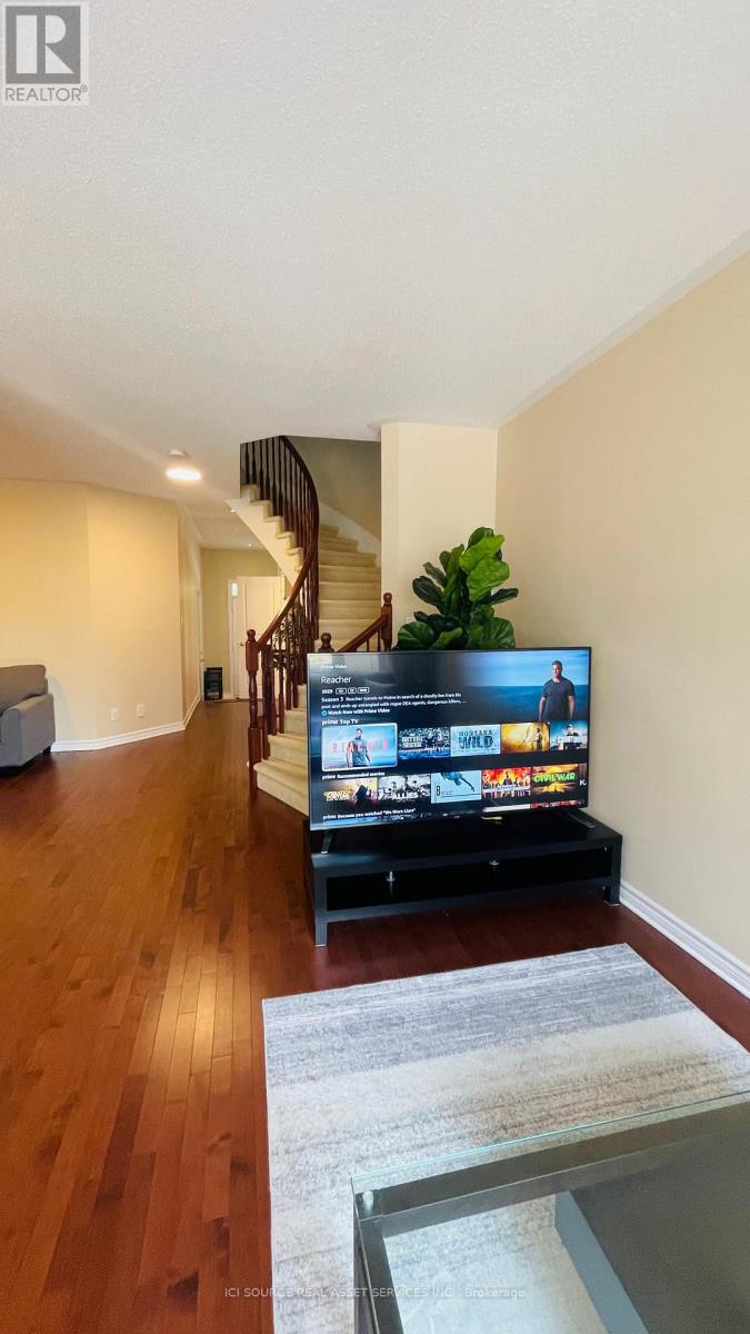 Townhouse at 27 TORBEC AVENUE, Ottawa