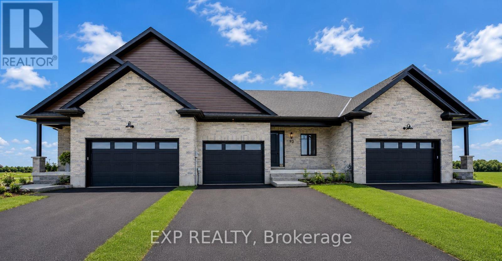 Townhouse at 101 BEDELL DRIVE, Mapleton