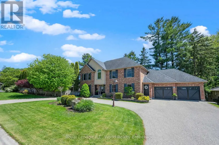 Detached at 29 WOODSIDE DRIVE, Tillsonburg