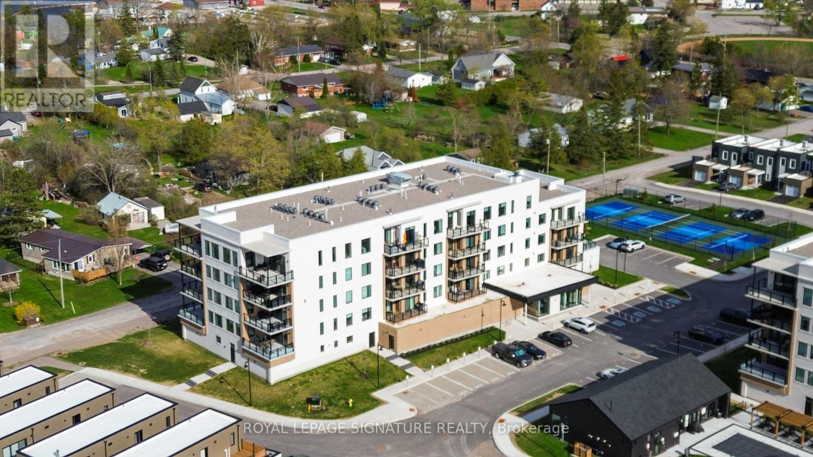 Apartment at 303 - 19B WEST STREET N, Kawartha Lakes (Fenelon Falls)