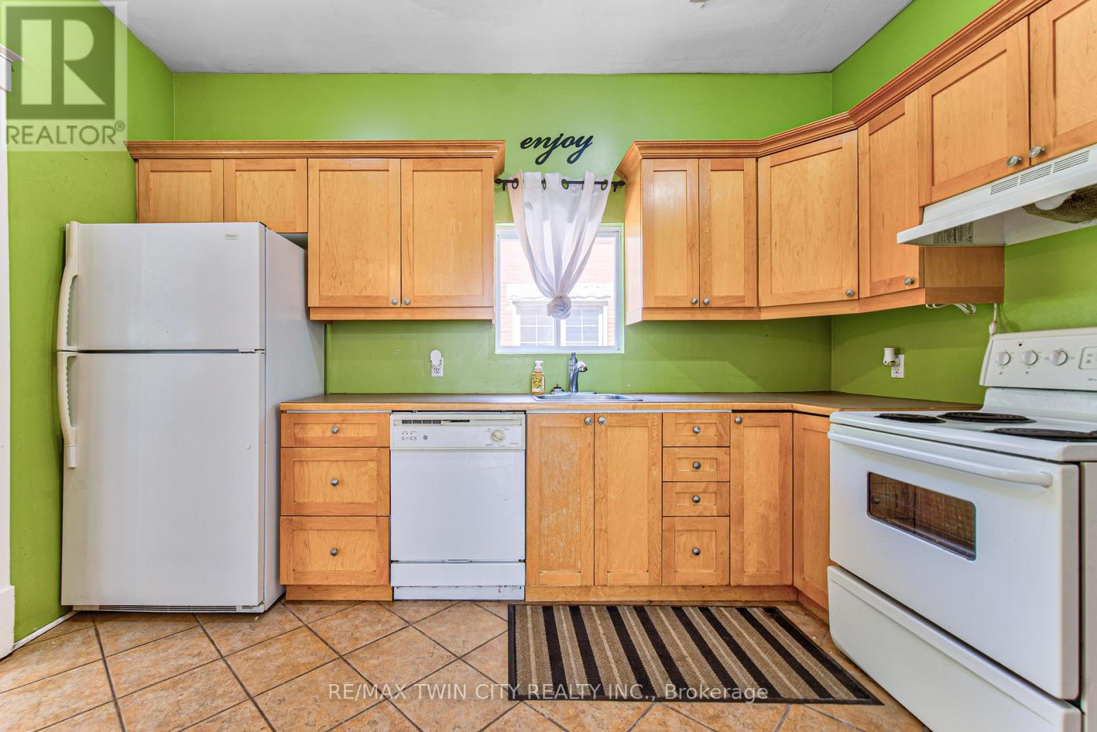 Detached at 22 HERLAN AVENUE, Kitchener