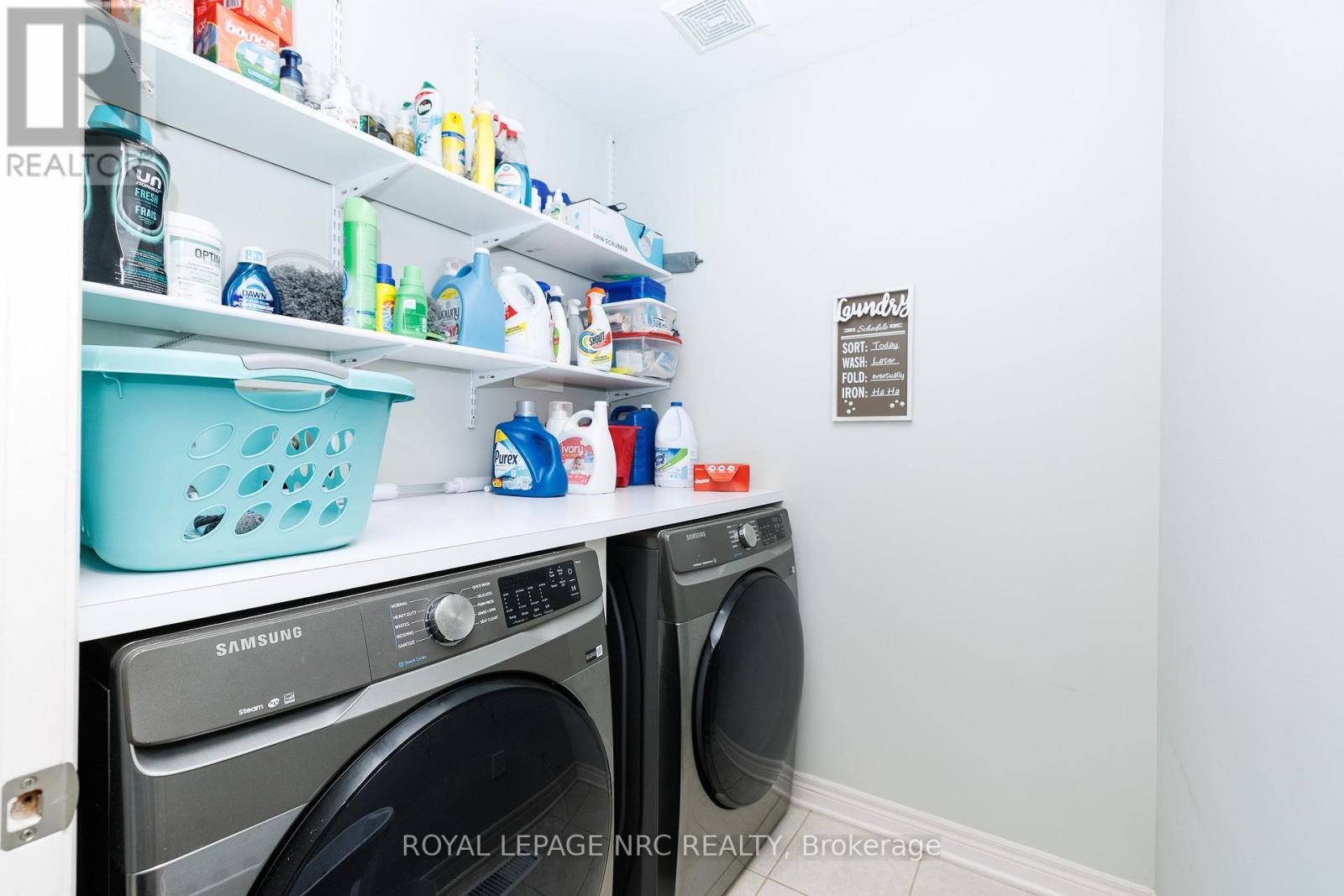 Detached at 12 WILFRID LAURIER CRESCENT, St. Catharines