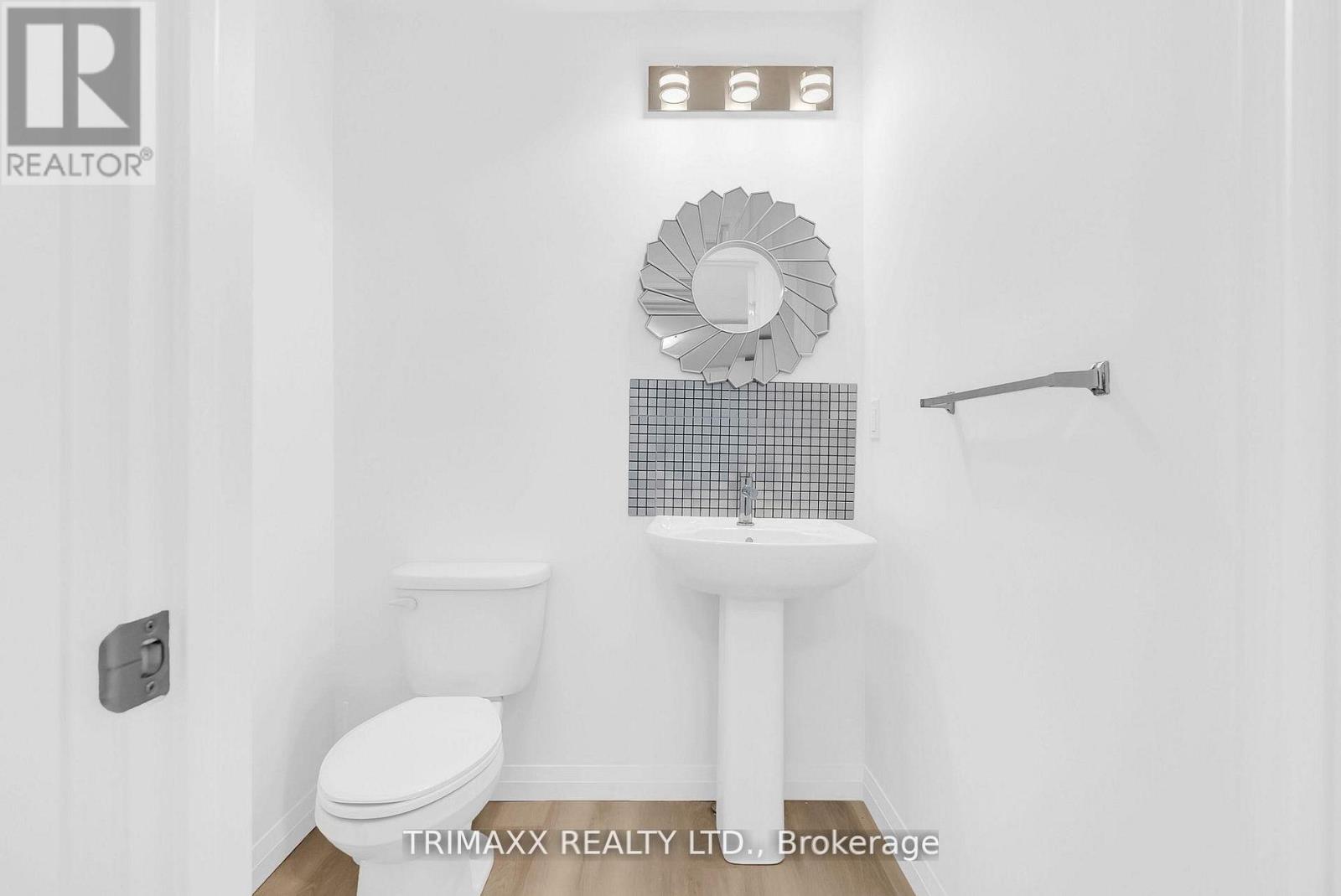 Townhouse at 31 - 1465 STATION STREET, Pelham