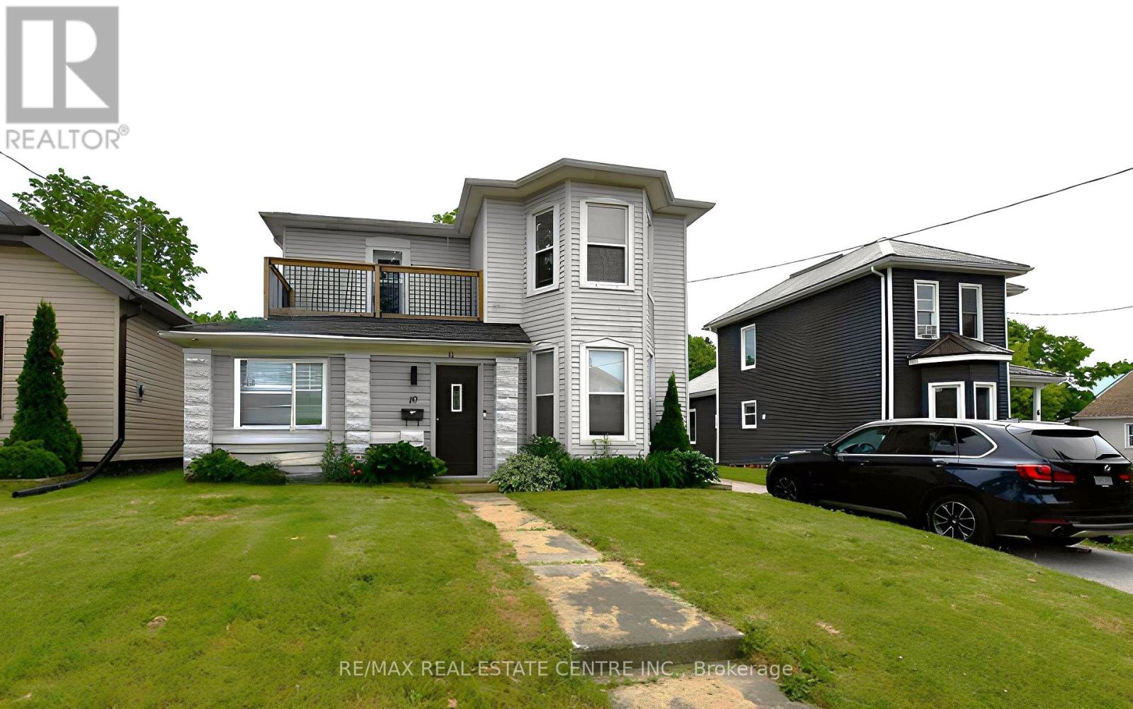 Detached at 10 MEDA STREET, St. Thomas