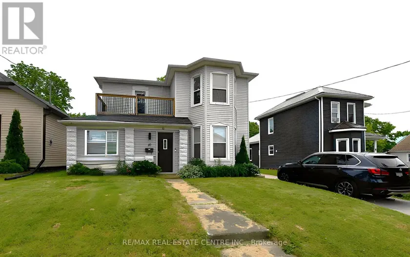 Detached at 10 MEDA STREET, St. Thomas