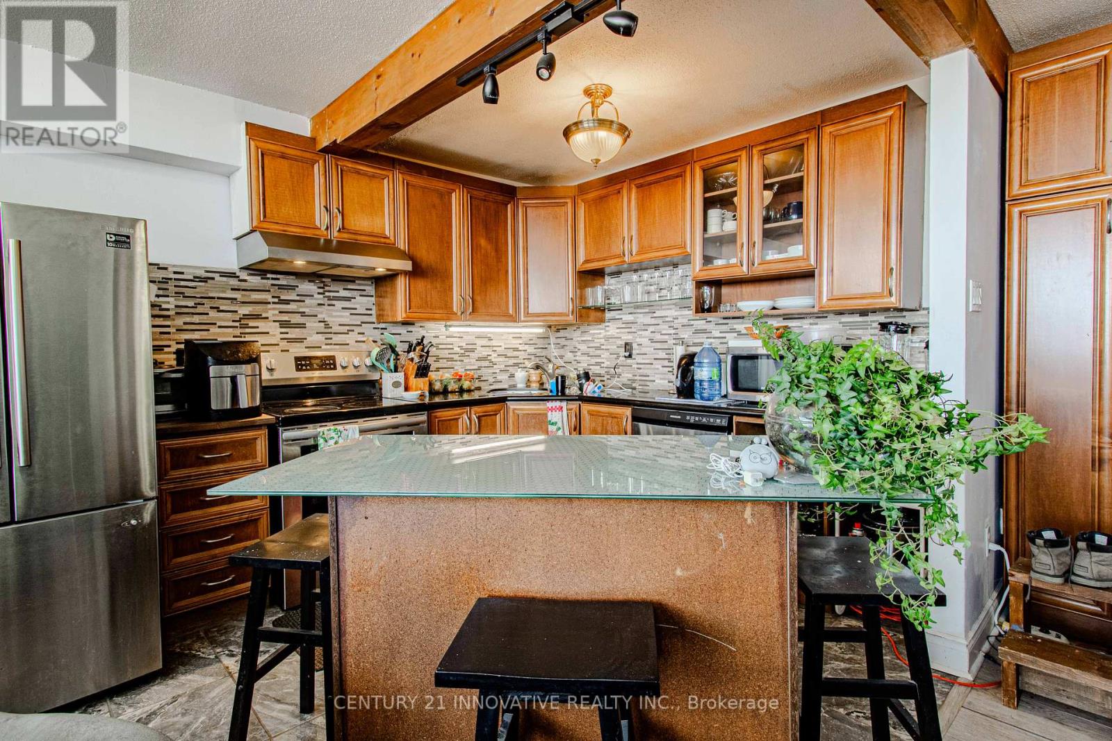 Apartment at 910 - 15 ALBRIGHT ROAD S, Hamilton