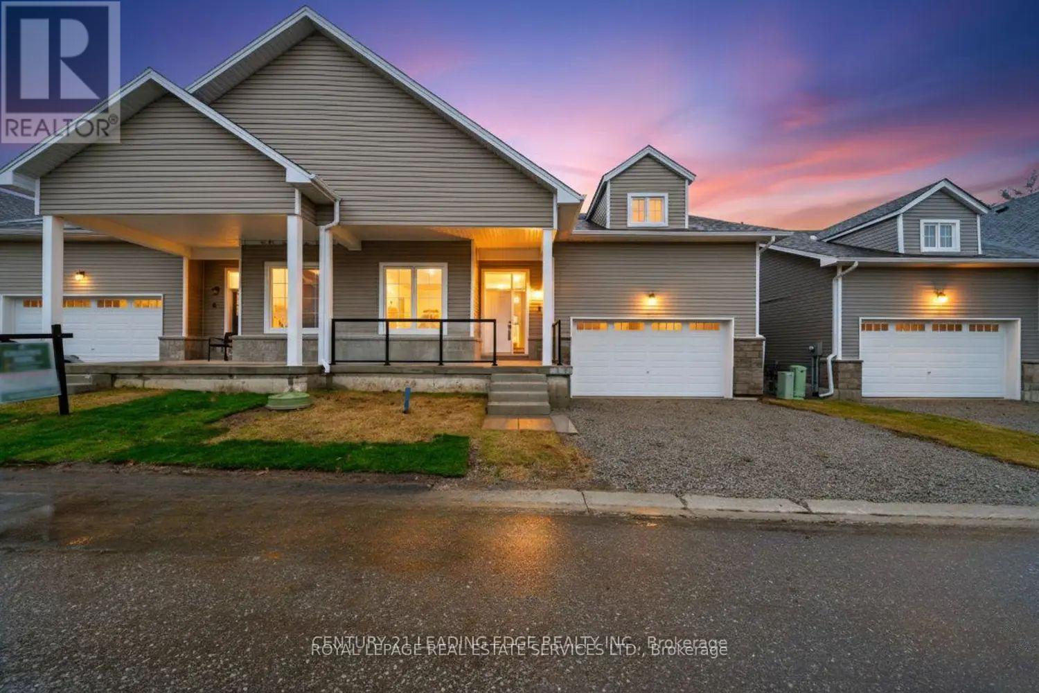 Townhouse at 6 TURNBERRY COURT, Bracebridge