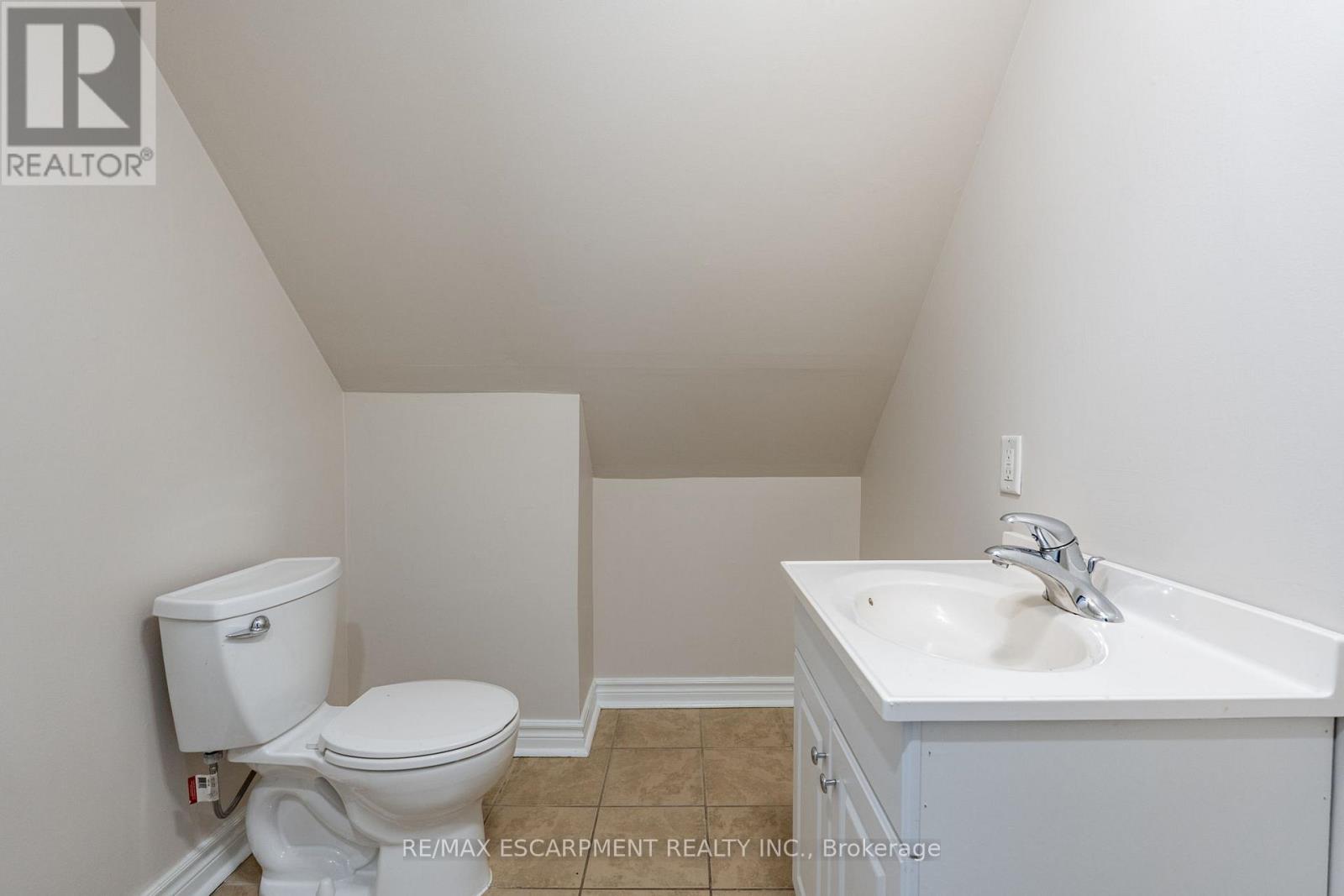 Multiplex at 3 - 89 CARRICK AVENUE, Hamilton