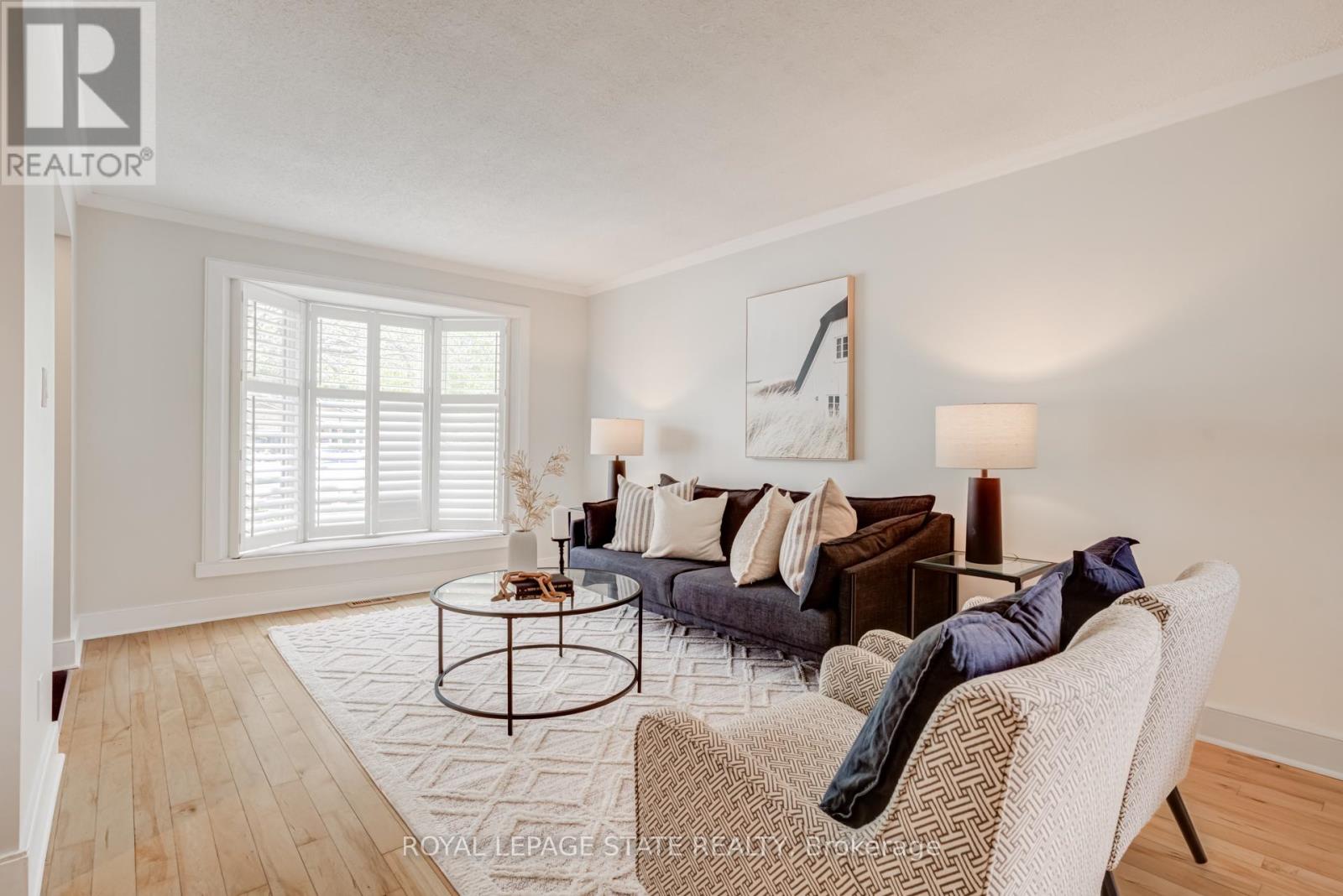 Detached at 27 BLOOMSBURY COURT, Hamilton