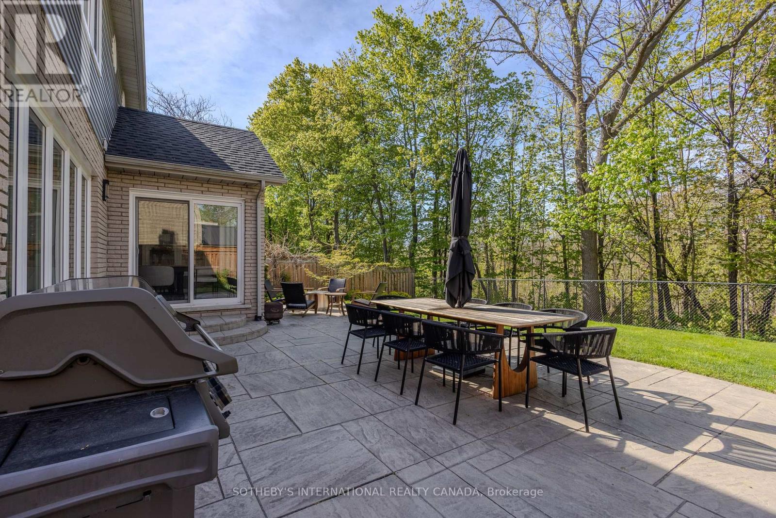 Detached at 23 FRANCIS CREEK BOULEVARD, St. Catharines