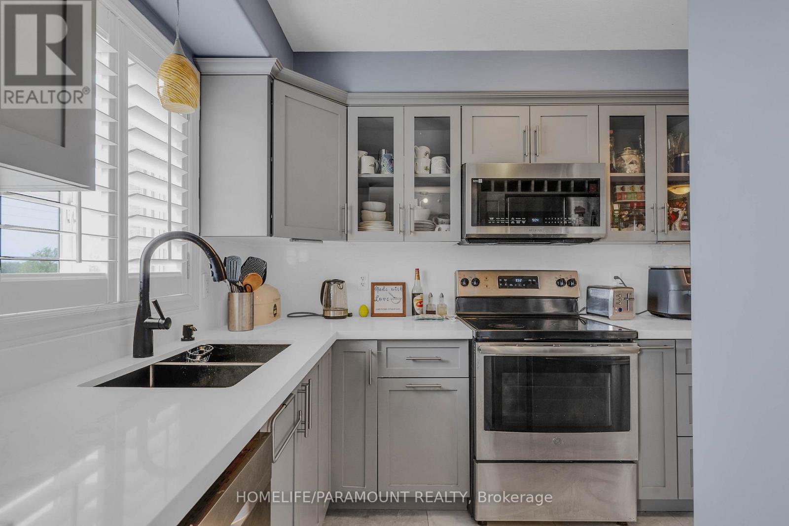Townhouse at 51 VOYAGER PASS, Hamilton