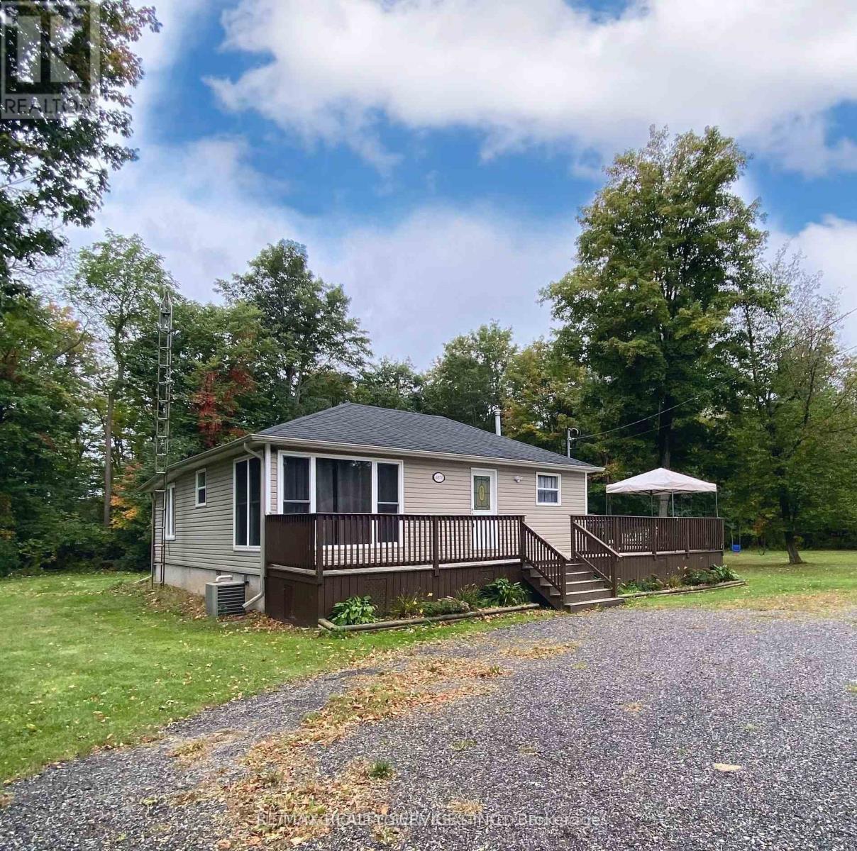 Detached at 4870 MAPLEVIEW CRESCENT, Port Colborne (Sherkston)