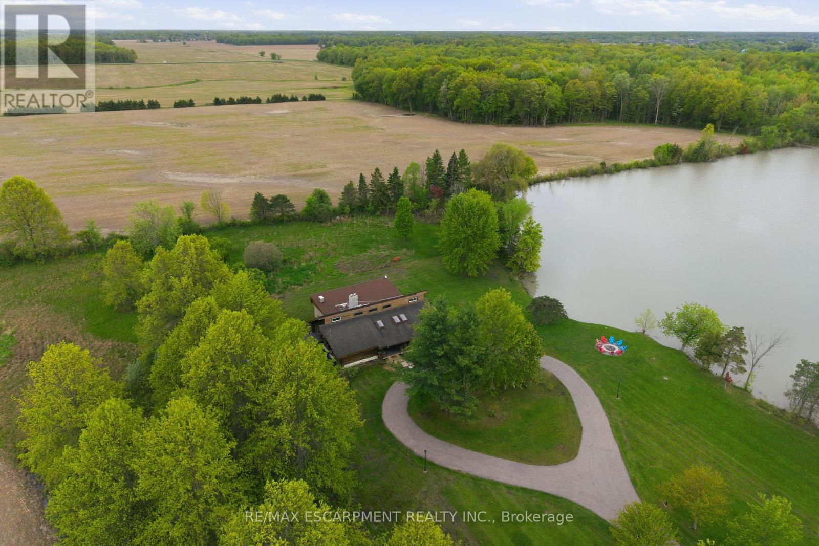 Detached at 678 CHANTLER ROAD, Pelham (Fenwick)
