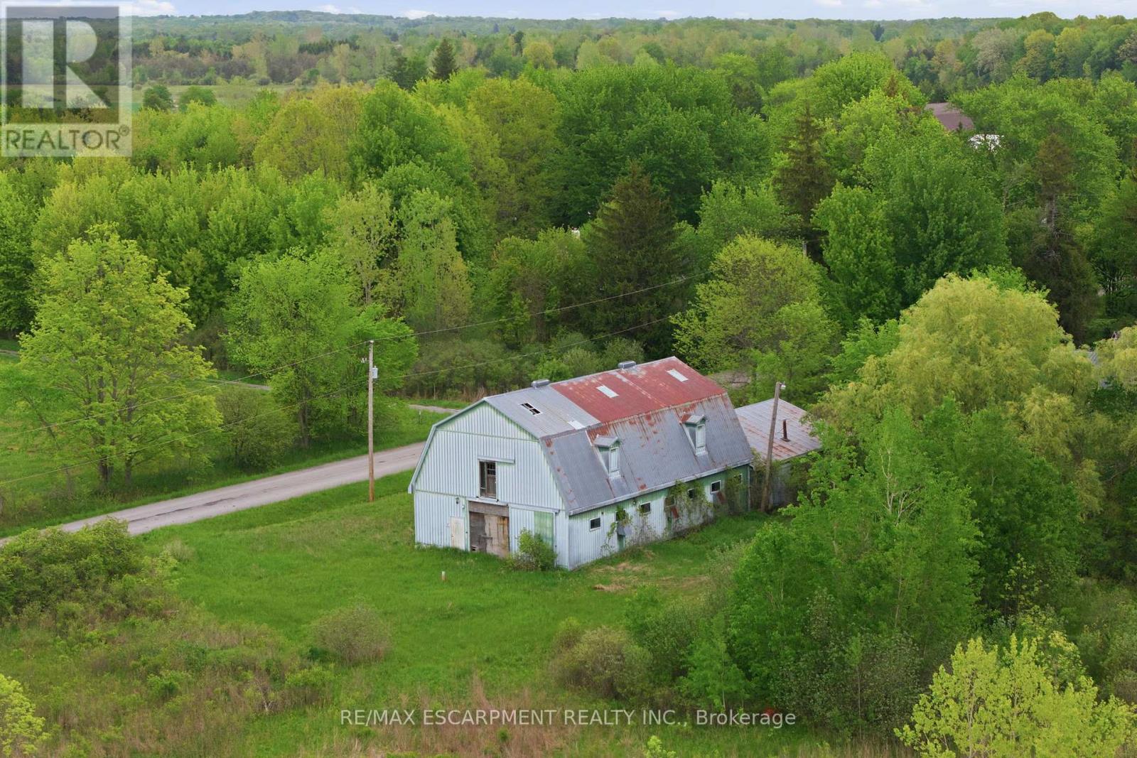 Detached at 678 CHANTLER ROAD, Pelham