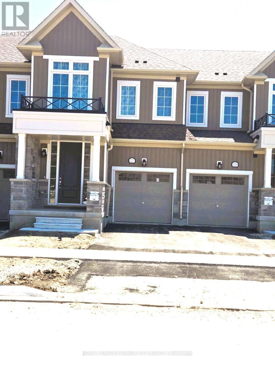Townhouse at 127 GEAR AVENUE, Erin