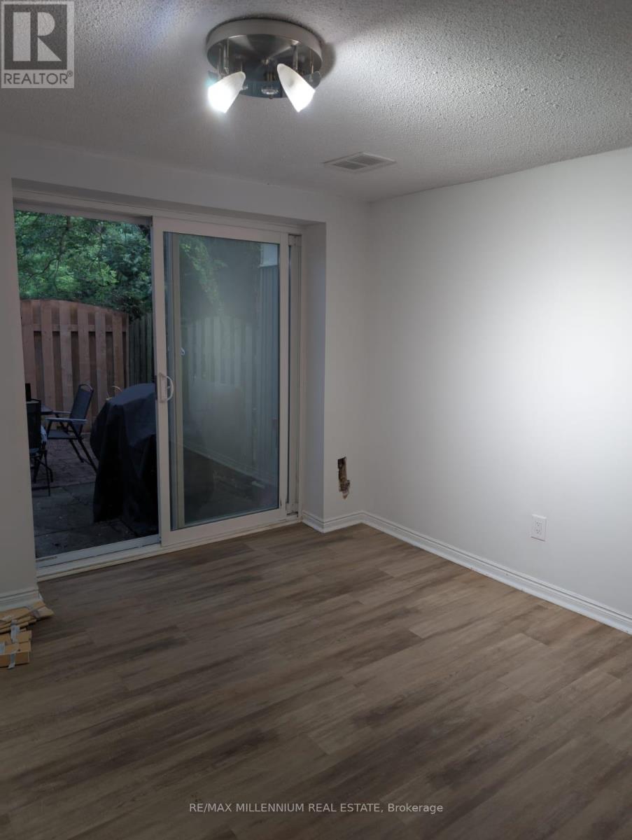 Townhouse at 9 - 30 GREEN VALLEY DRIVE, Kitchener