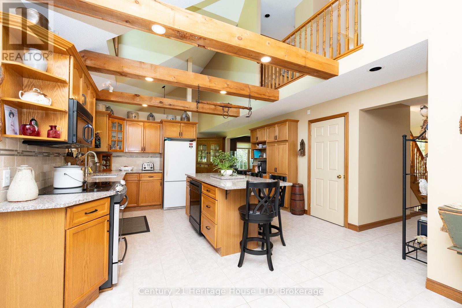 Detached at 2468 SUNSET DRIVE, Fort Erie
