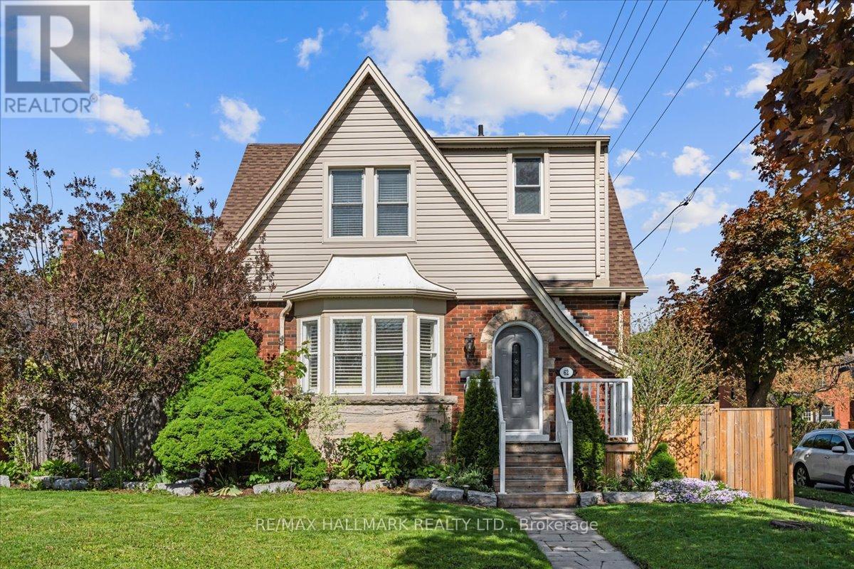 Detached at 62 TUXEDO AVENUE S, Hamilton