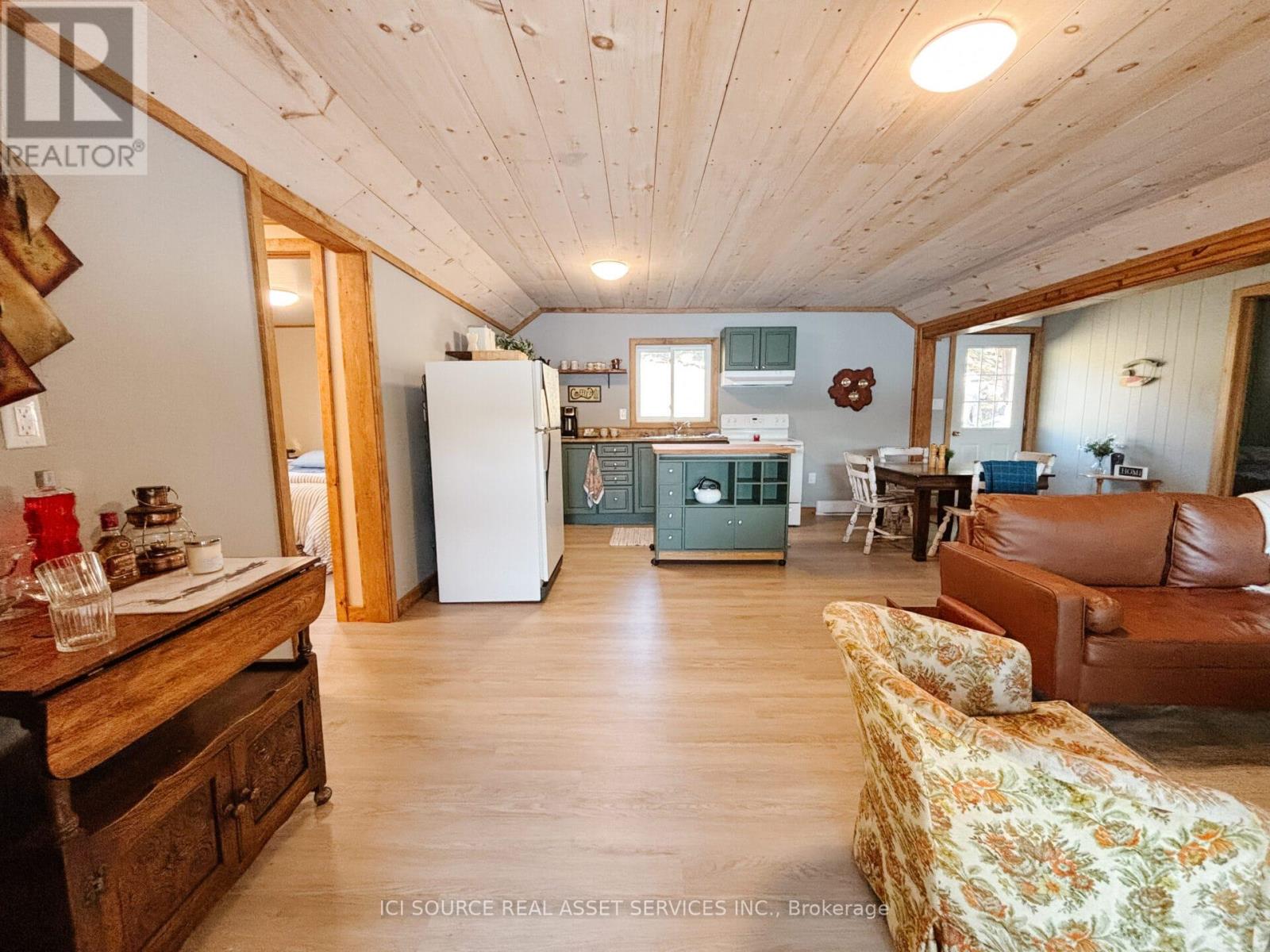 Detached at 77 ODDS DRIVE, Parry Sound Remote Area