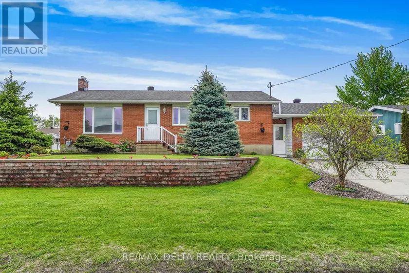 Detached at 2022 PATRICIA STREET, Clarence-Rockland