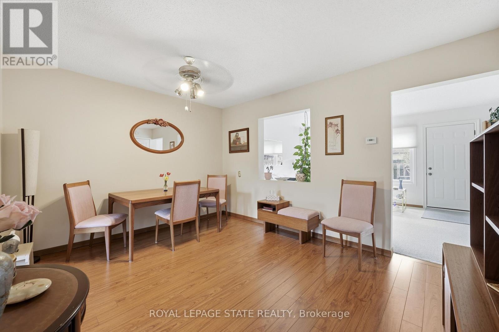 Townhouse at 21 - 299 LIMERIDGE ROAD W, Hamilton