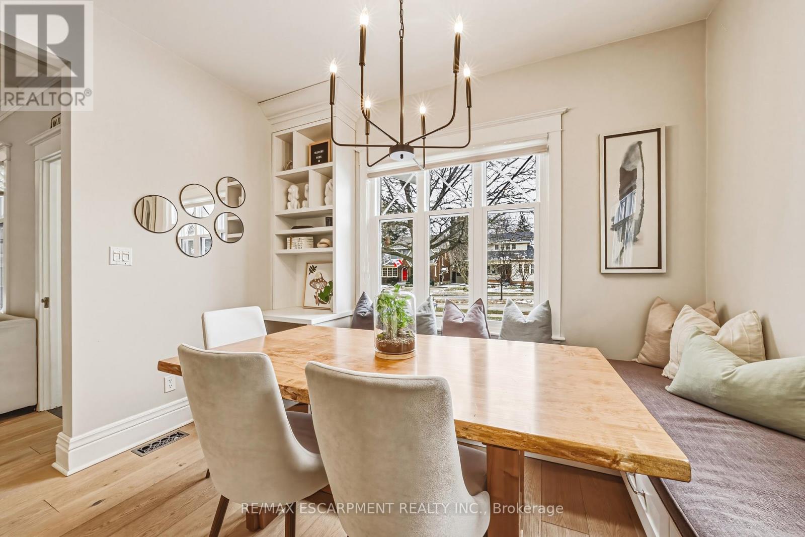 Detached at 6 NELLES BOULEVARD, Grimsby