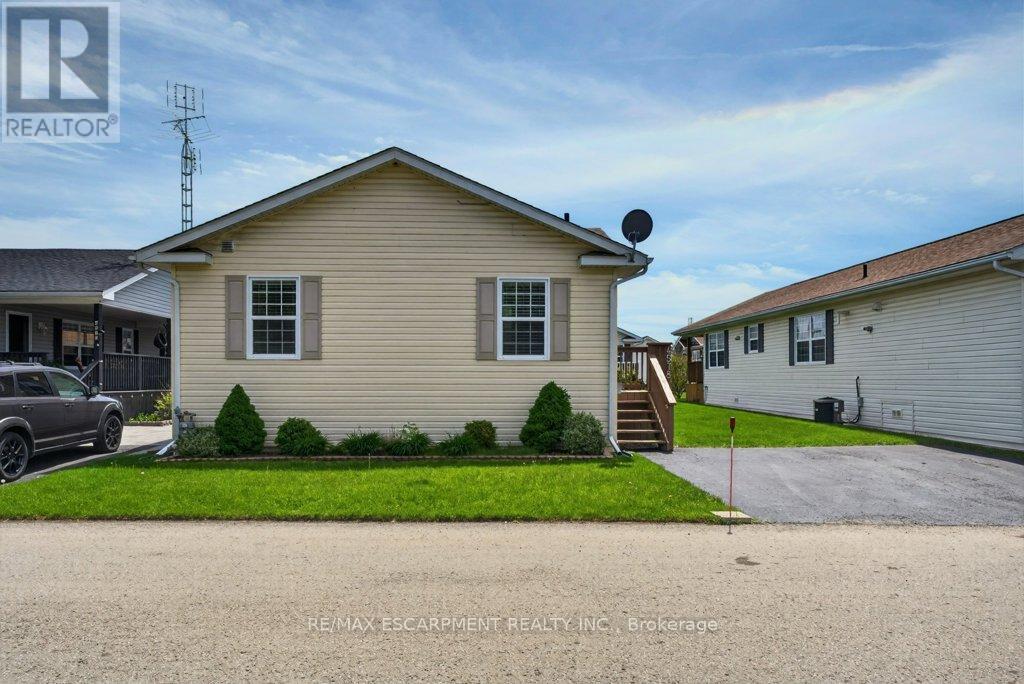 Detached at 4578 SUSANNA LANE, Lincoln
