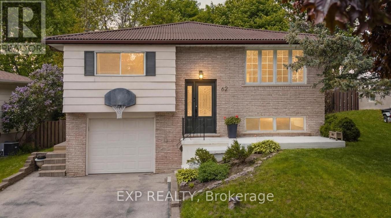 Detached at 62 BECHTEL DRIVE, Kitchener