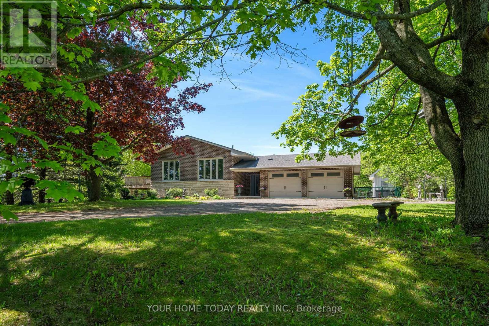 Detached at 5214 TENTH LINE, Erin