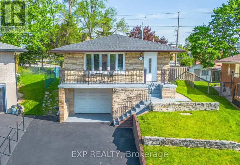 Multiplex at 35 HILLSBOROUGH CRESCENT, Kitchener