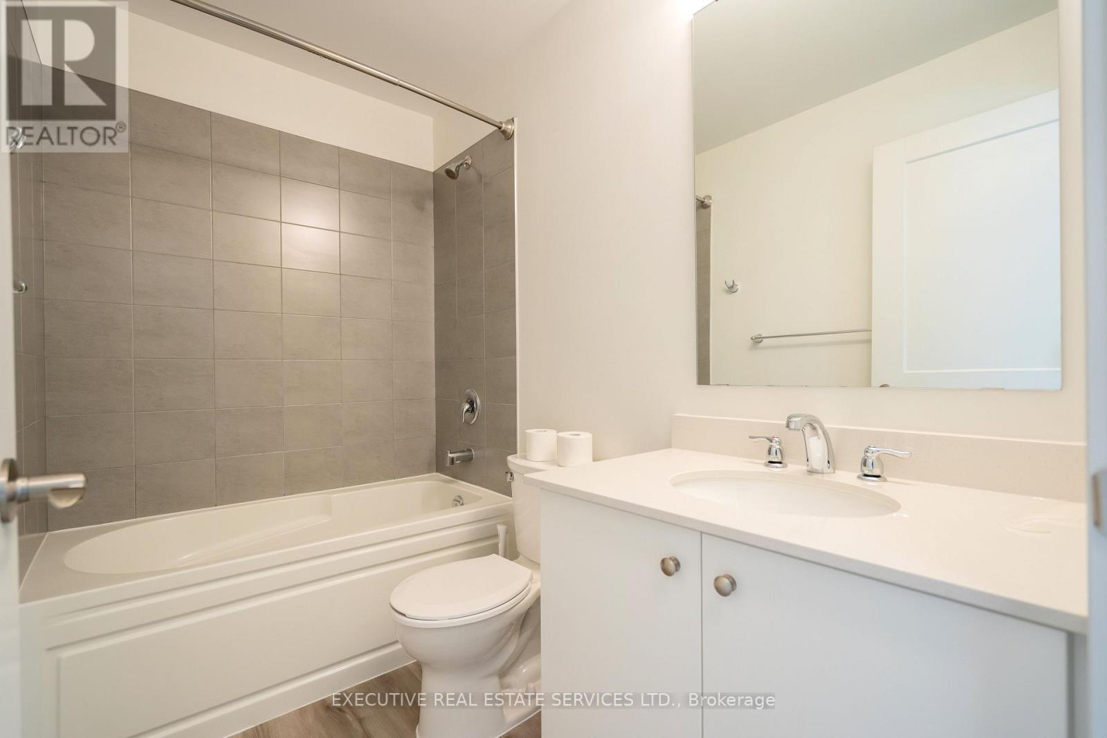 Apartment at 322 - 251 NORTHFIELD DRIVE E, Waterloo