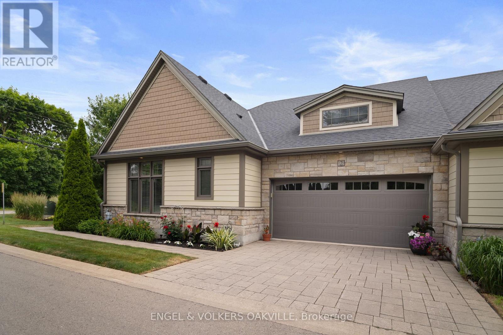 Townhouse at 2 SAWMILL LANE, Niagara-on-the-Lake