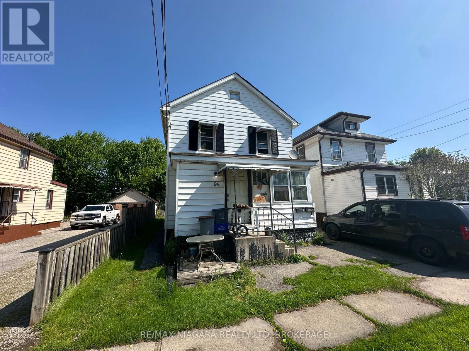 Multiplex at 98 ST ARNAUD STREET, Port Colborne